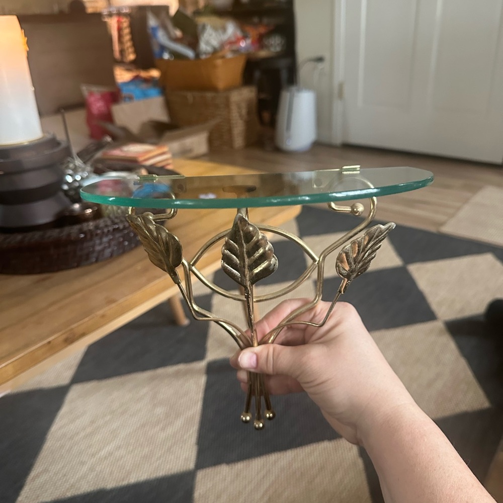 Gold Leaf Accent Wall Shelf with Glass Top